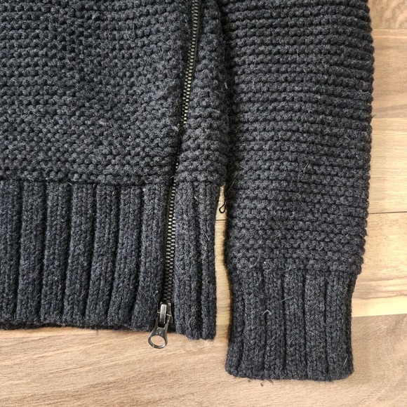 Lululemon Karma Kurmasana Sweater Merino Wool Dark Gray Turtleneck Women's Sz S - Picture 6 of 6